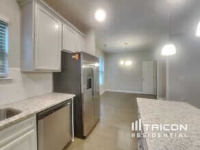 309 Emporia Loop in Mcdonough, GA - Building Photo - Building Photo