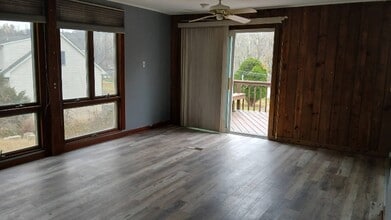 260 Wisteria Ave in Langhorne, PA - Building Photo - Building Photo