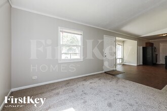 16759 Artesian Ave in Hazel Crest, IL - Building Photo - Building Photo