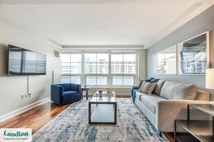 1215 N Fayette St in Alexandria, VA - Building Photo