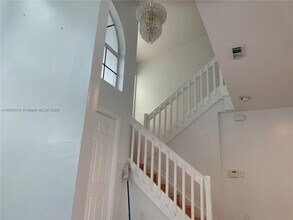 233 NE 212th Terrace in Miami, FL - Building Photo - Building Photo