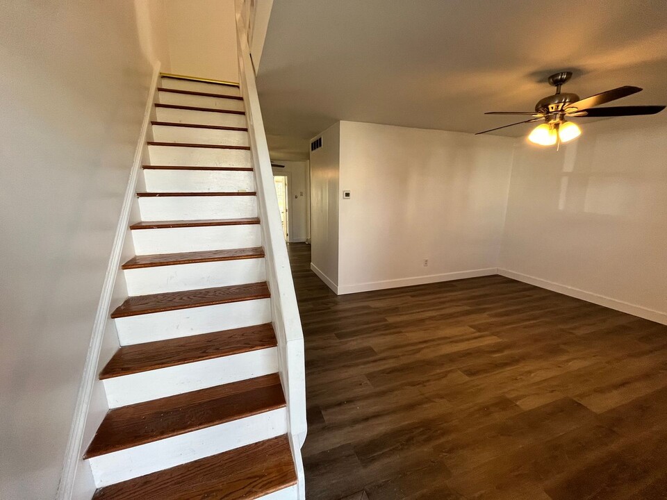 12156 Rambler Rd in Philadelphia, PA - Building Photo