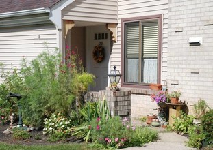 Brookshire Trace Townhomes in Philadelphia, PA - Building Photo - Building Photo