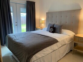 3959 Eton Pl in Sarasota, FL - Building Photo