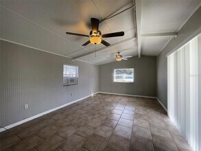 673 59th St S in St. Petersburg, FL - Building Photo - Building Photo