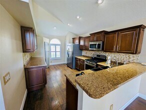 31141 Harthorn Ct in Zephyrhills, FL - Building Photo - Building Photo