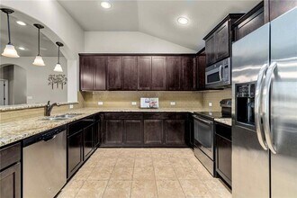 905 Walnut Canyon Blvd in Pflugerville, TX - Building Photo - Building Photo