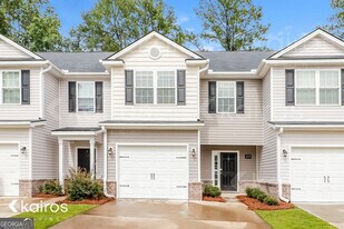 613 Ferguson Ln in Richmond Hill, GA - Building Photo