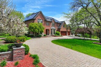 1400 Banbury Rd in Inverness, IL - Building Photo - Building Photo