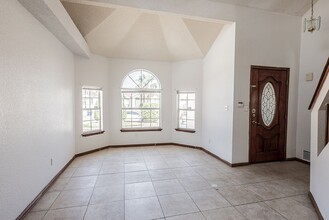 4528 Loma Colorada Ct in El Paso, TX - Foto de edificio - Building Photo