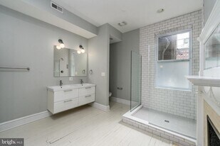 216 E Biddle St in Baltimore, MD - Building Photo