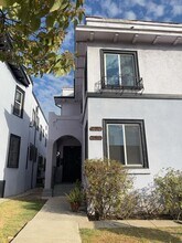 234-236 S Reno St. in Los Angeles, CA - Foto de edificio - Building Photo