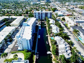 3051 NE 48th St in Fort Lauderdale, FL - Building Photo