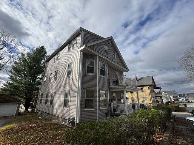 41 Thorndike Rd, Unit 3