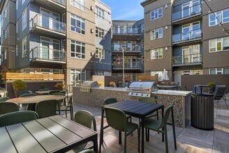 128 on State in Kirkland, WA - Building Photo - Building Photo