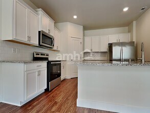 1427 92nd Way SE in Tumwater, WA - Building Photo - Building Photo