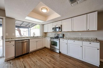 3016 W Libby St in Phoenix, AZ - Building Photo - Building Photo