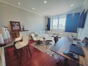 49 Day St, Unit 4 in Norwalk, CT - Foto de edificio - Building Photo