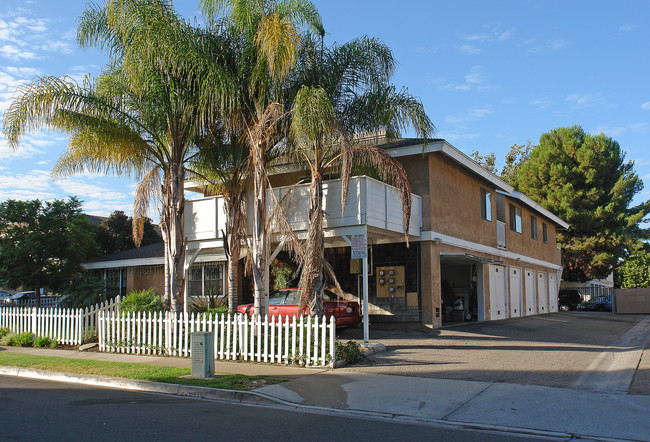 23401 Packer Pl in Lake Forest, CA - Building Photo - Building Photo