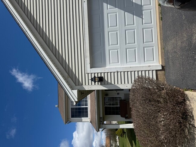 property at 2918 Impressions Dr