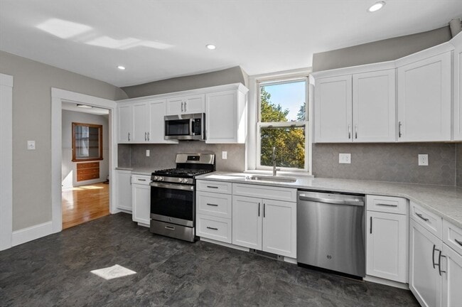 415 Main St in Medford, MA - Building Photo - Building Photo