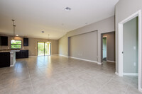 421 Pickford Ave, Unit N212 in Lehigh Acres, FL - Building Photo - Building Photo