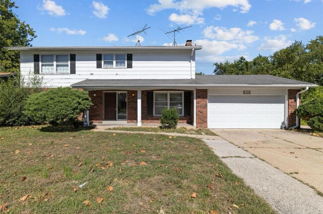 property at 2408 Park Ave