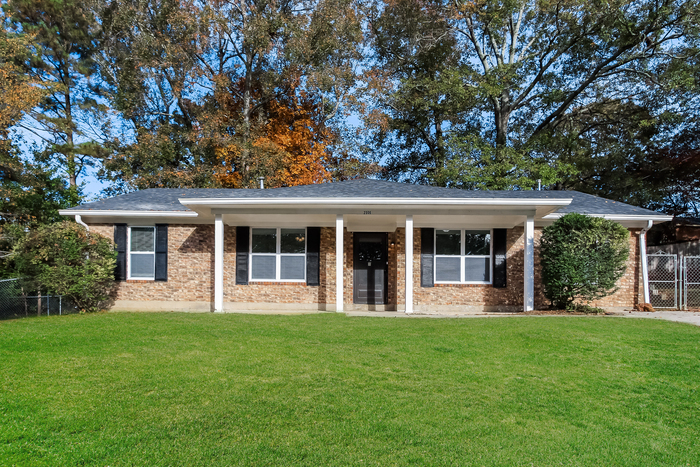 2306 Roundup Dr in Hephzibah, GA - Building Photo