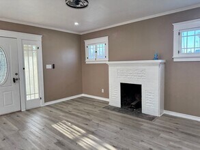 3719 McKenzie St in Riverside, CA - Building Photo - Building Photo