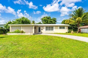 6431 Roosevelt St in Hollywood, FL - Building Photo