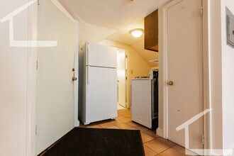 163 Strathmore Rd in Boston, MA - Building Photo - Building Photo