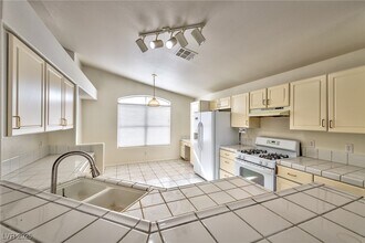 5230 Falling Petals Dr in North Las Vegas, NV - Building Photo - Building Photo