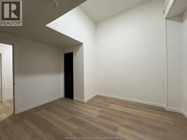 property at 1374 Wyandotte St E