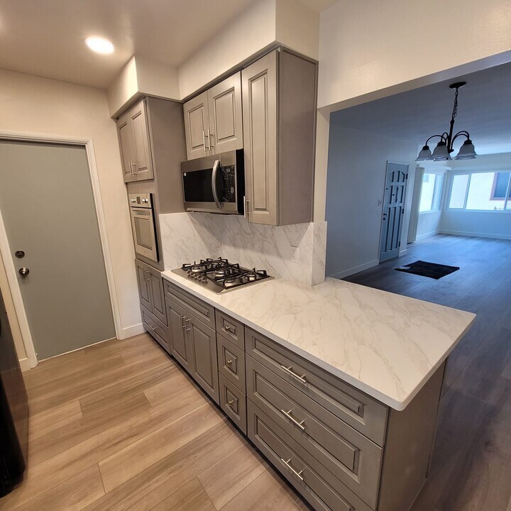 2614 Voorhees Ave in Redondo Beach, CA - Building Photo