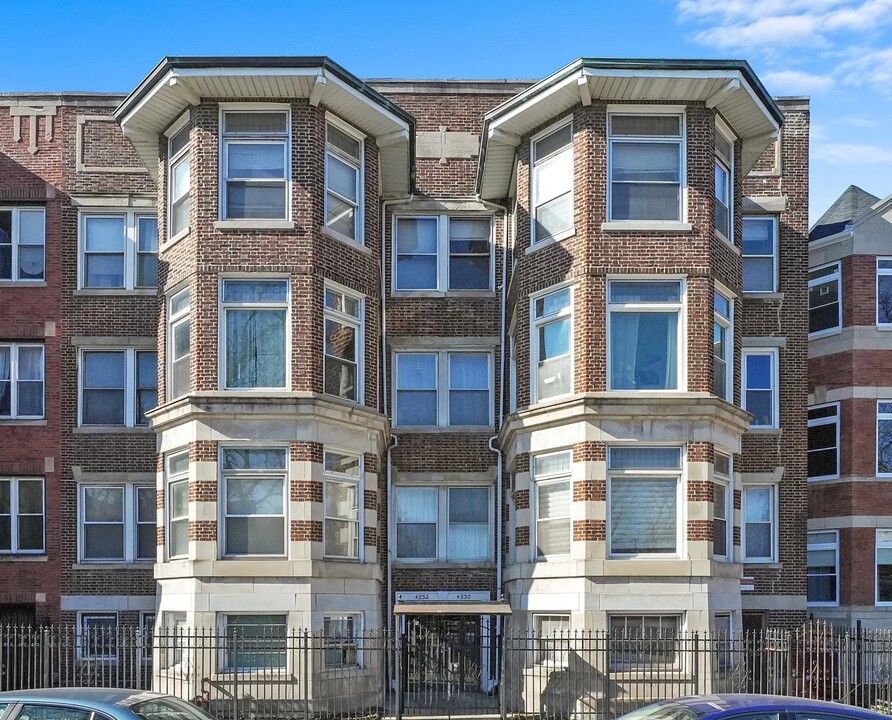 4530 King Dr in Chicago, IL - Building Photo