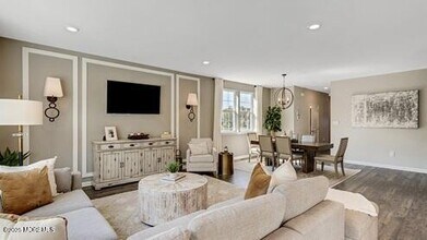 19 Barnegat Ln in Jackson Township, NJ - Building Photo - Building Photo