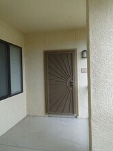 2550 E River Rd in Tucson, AZ - Building Photo - Building Photo