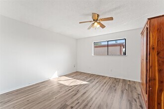 9723 Cedar Bluff Dr in Houston, TX - Building Photo - Building Photo