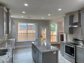 306 Rivercove Dr in Garland, TX - Building Photo - Building Photo