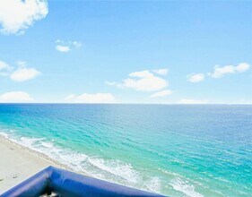 3800 Galt Ocean Dr, Unit 1106 in Fort Lauderdale, FL - Building Photo - Building Photo