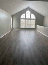 8457 Towne Center Cir in Warren, MI - Building Photo - Building Photo