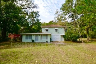 223 Howle Ave in Charleston, SC - Building Photo