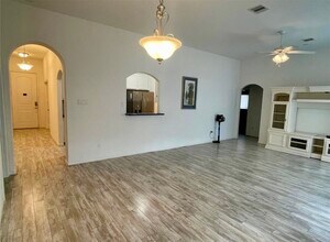 9311 E Lakeside Dr in Magnolia, TX - Building Photo - Building Photo