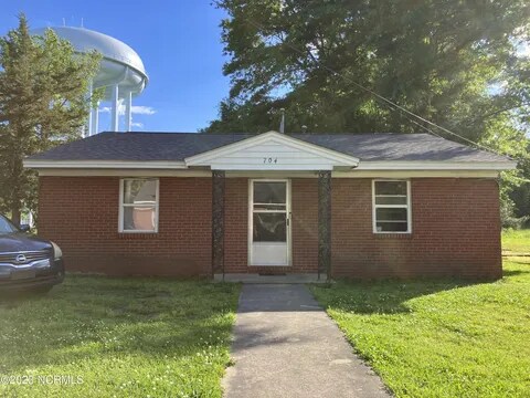 704 Beamon St in Rocky Mount, NC - Building Photo