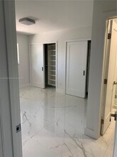3260 SW 23rd Terrace in Miami, FL - Building Photo - Building Photo