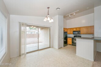 12417 W Yuma St in Avondale, AZ - Building Photo - Building Photo