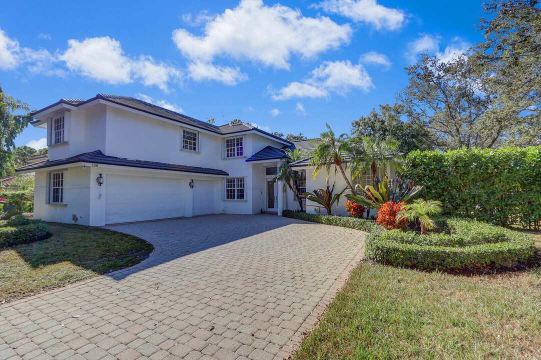 138 Victorian Ln in Jupiter, FL - Building Photo