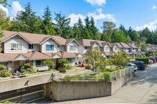 7251 Cariboo Dr in Burnaby, BC - Building Photo