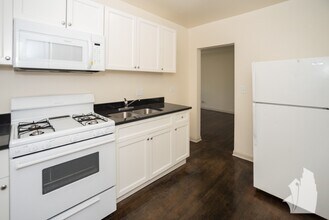5736 N Winthrop Ave in Chicago, IL - Building Photo - Building Photo