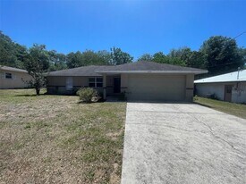 6034 E Peach St in Inverness, FL - Building Photo